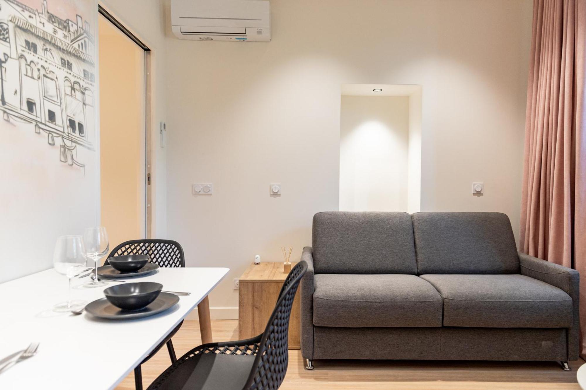 Croix Paquet - Appartements A Лион Экстерьер фото