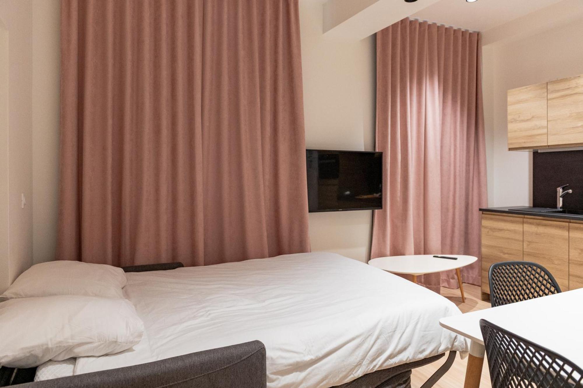 Croix Paquet - Appartements A Лион Экстерьер фото